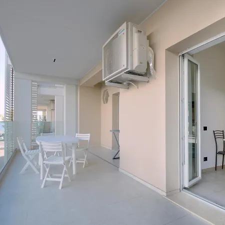 Vacanze Vista Mare Apartamento *